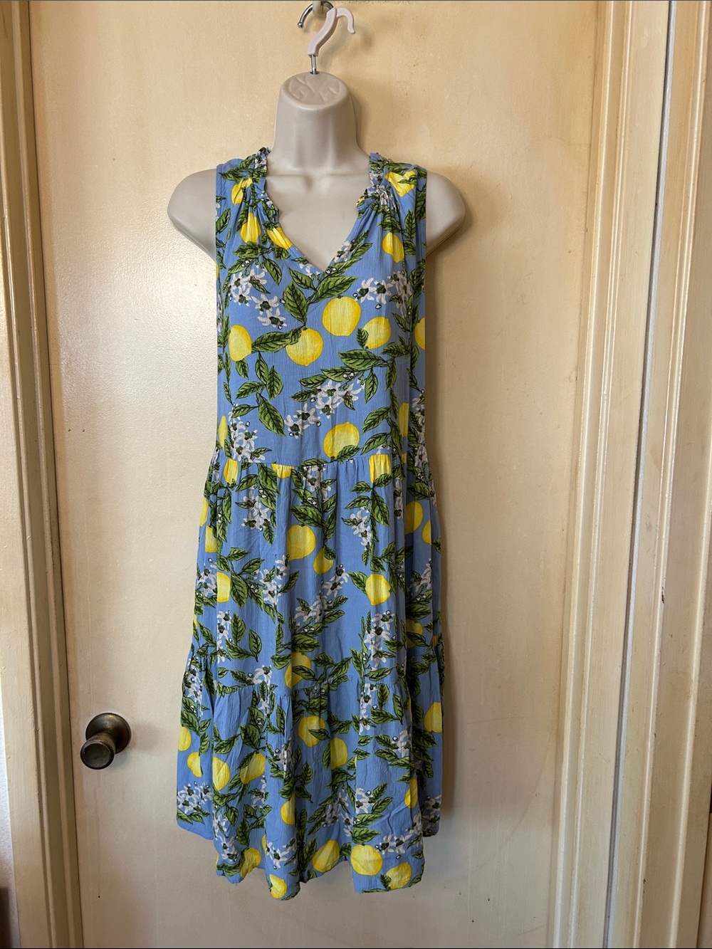 beachlunchlounge Blue Lemon Print Midi Dress size S NWOT